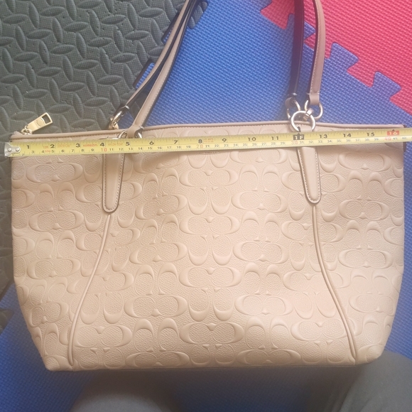 Coach tote - Picture 4 of 5